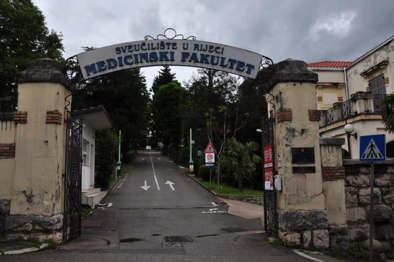DEKAN OŠTETIO FAKULTET ZA VIŠE OD 25.000 EVRA?! Nezapamćen skandal! “Rukovodstvo fakulteta nije trebalo da dovodi profesore i studente u ovu poziciju…”