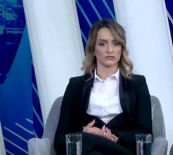 “UBIO SAM TI MITRA, NEĆE ON OD TEBE PRAVITI SRPKINJU” Ispovest žene kojoj je u masakru na Cetinju ubijen muž: Ovo mi je ubica rekao i spustio slušalicu