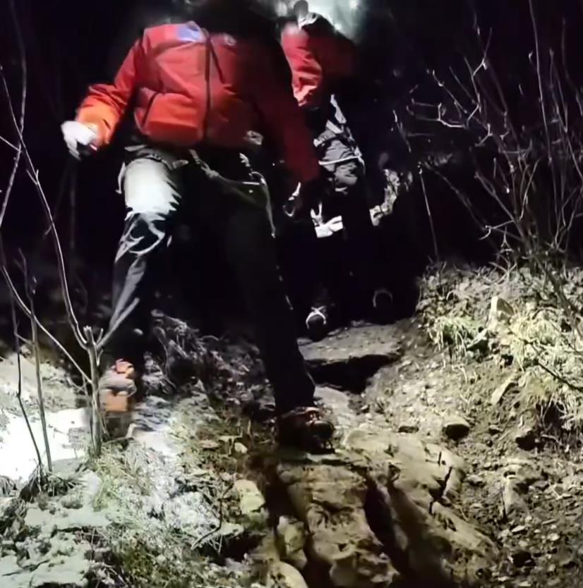 GSS U AKCIJI NA PLANINI RTANJ! Planinar se povredio prilikom 42. Božićnog uspona: U spasavanju učestvovalo 15 spasilaca (FOTO)