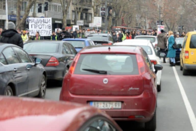 OPŠTA KONFUZIJA! Niko ne zna koji su zahtevi, ko šta traži, ko koga podržava!