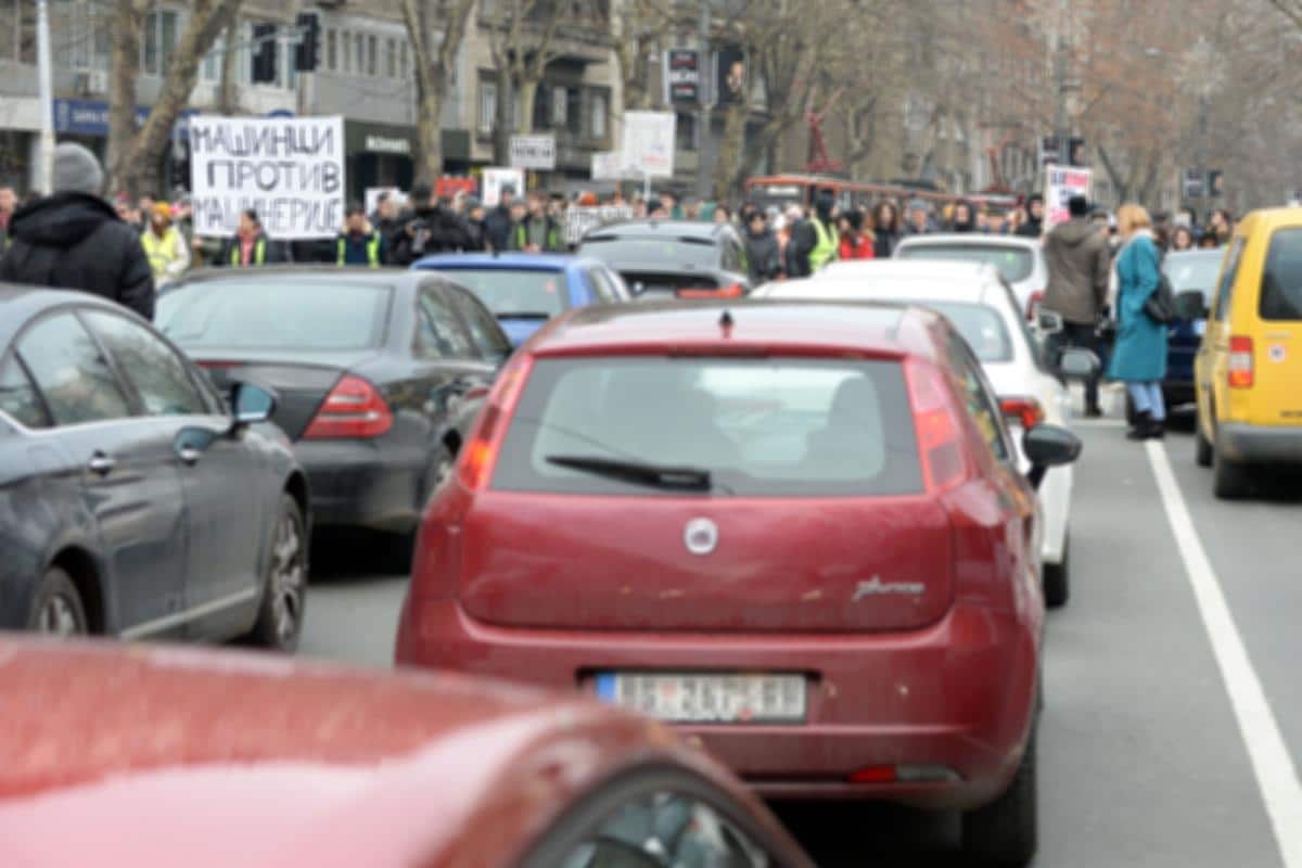 OPŠTA KONFUZIJA! Niko ne zna koji su zahtevi, ko šta traži, ko koga podržava!