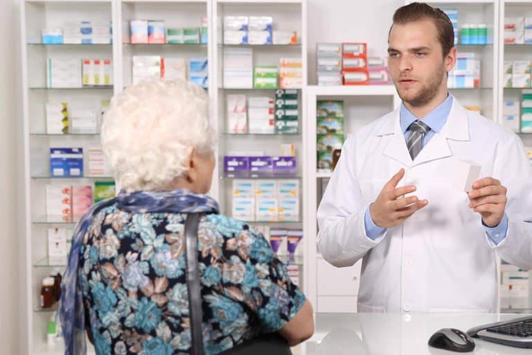 Šok scena u apoteci! Farmaceutkinja se požalila: Baba nas je 2 sata ubeđivala da joj nismo dali lekove, a da smo joj uzeli novac! Vraćali i kamere