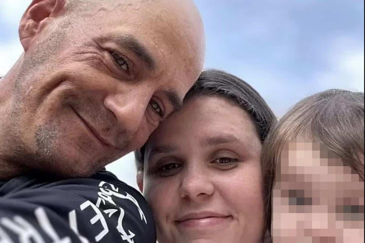 Telo svog mrtvog sina krila u šupi: Majka u bolničkoj postelji priznala gnusan zločin, deda je bebu mučio do smrti, a onda…
