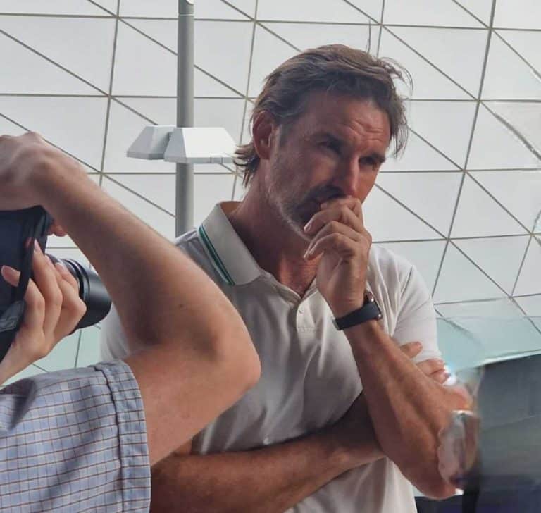 ĐOKOVIĆ JE LJUT – A TADA JE NAJOPASNIJI: Legendarni Australijanac najavio spektakl Novaka sa Alkarazom