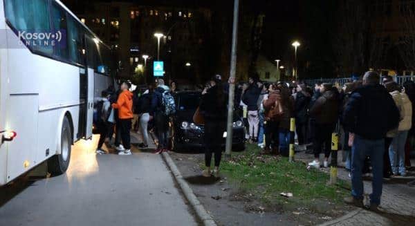 MALI NOVOSAĐANI UGOSTILI DECU SA KOSOVA I METOHIJE: Učenici sa KiM od 12 do 14 godina boraviće kod drugara do 2. februara