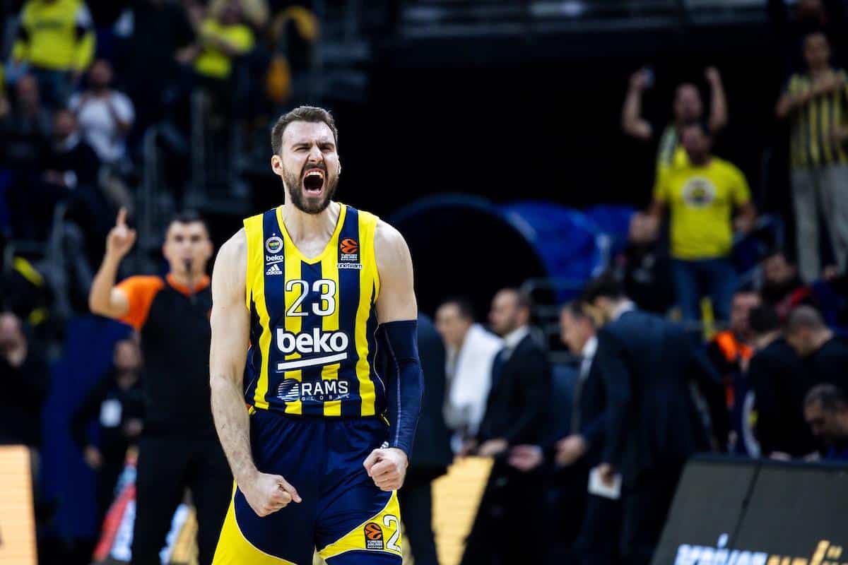 ČISTA MAGIJA! Pogledajte kako je Marko Gudurić uništio Olimpijakos (VIDEO)