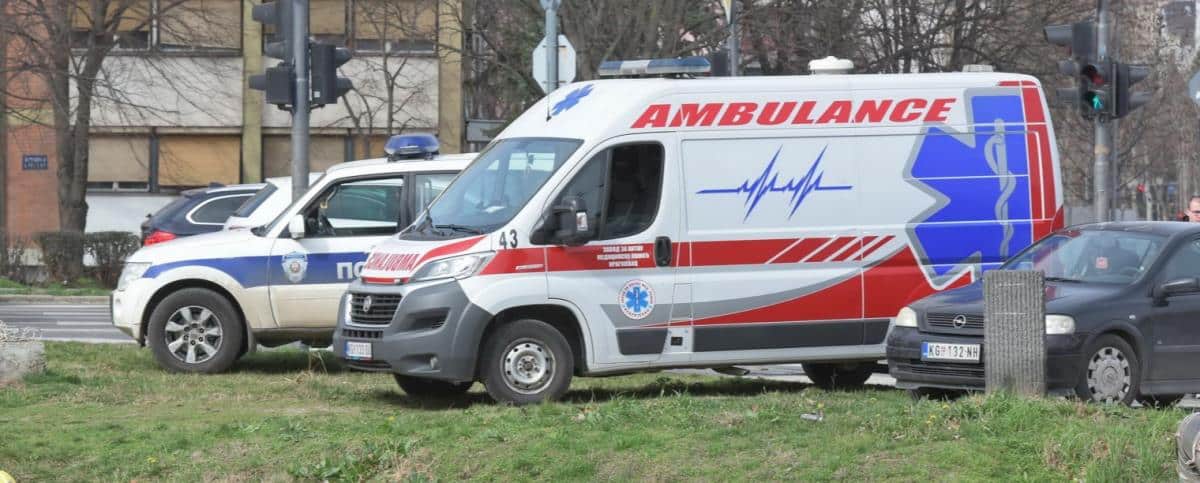 “BEBA JE PLAVA, NE DIŠE I NE PLAČE” Hitna u Beogradu jutros dobila STRAŠAN POZIV, usledila akcija lekara i VELIKA BORBA za novorođenče