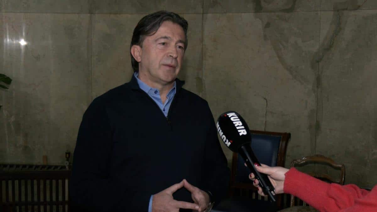 “KADA POGLEDATE TU MASU LJUDI, VIDEĆETE DA IZA SVEGA STOJE ONI, A NE GRAĐANI!” Bjegović za Kurir otkrio na koji način se sprovode propagandno psihološke akcije!