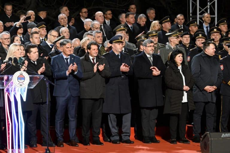 KAD GOD JE SRPSKI NAROD BIO JEDINSTVEN UVEK JE IZLAZIO KAO POBEDNIK! Ministar Gašić u Banjaluci: U ovim slavljeničkim danima pokazujemo da je Srpska večna FOTO