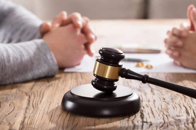 Budite tolerantniji, jer počinje mesec razvoda: Advokat otkrio zašto je januar najopasniji za parove!