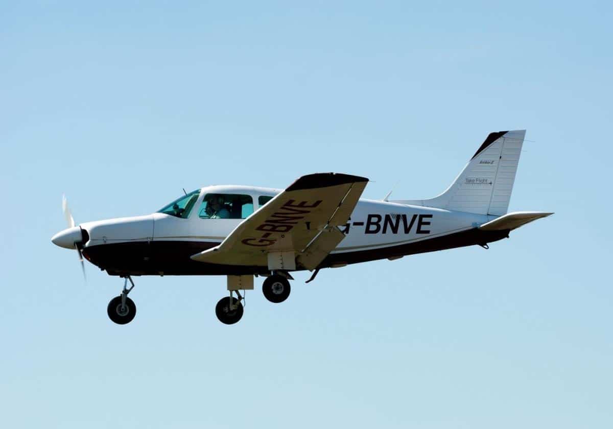 NEPOZNATI AVION 29 PUTA KRUŽIO IZNAD BANJALUKE Ne zna se zašto već duže vreme nadleće grad, a sumnja se da pripada ovoj zemlji