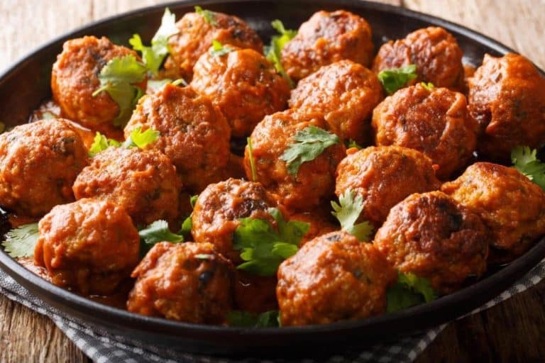 Recept za sočne ćufte iz rerne: Ovaj delikates ne zahteva dugo stajanje kraj šporeta, a ukus će vas oboriti sa nogu