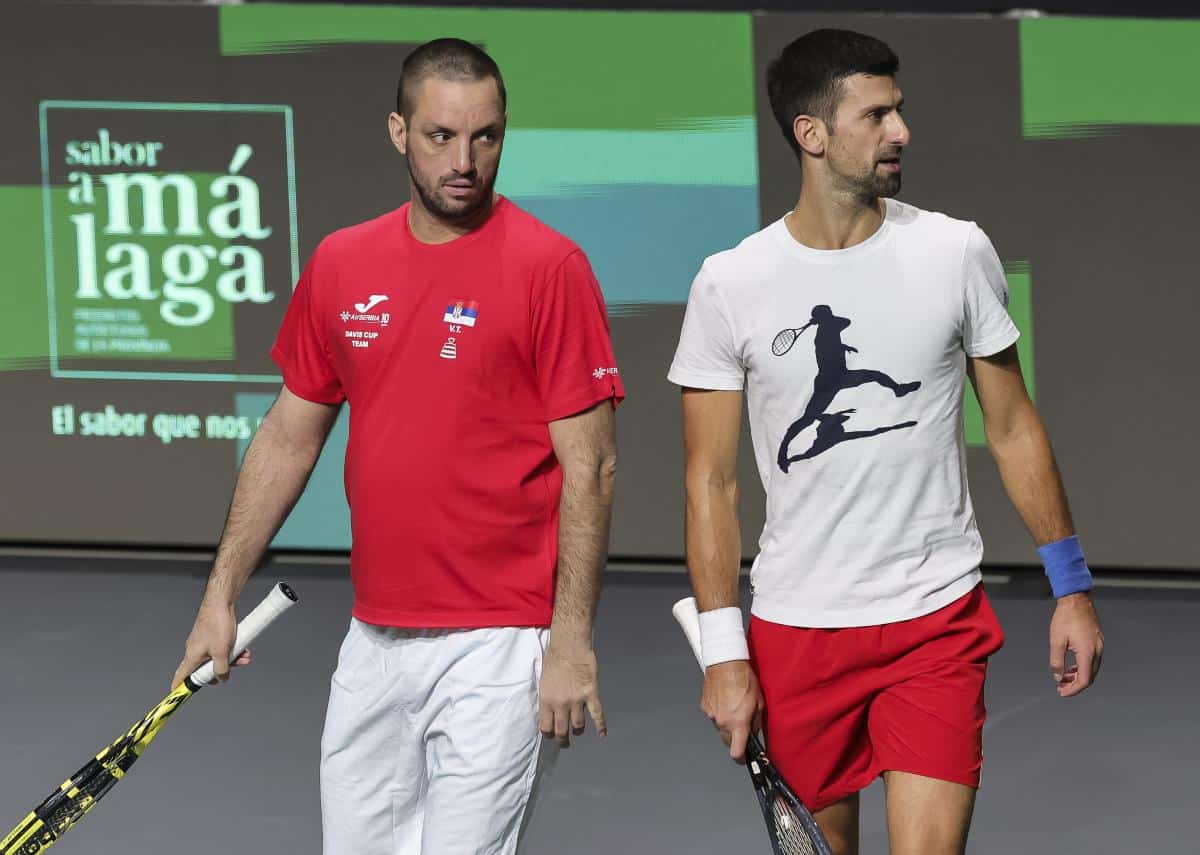 “PREMA NOVAKU SE PONAŠAJU SVE GORE I GORE” Troicki besan zbog sramnog tretmana prema Đokoviću, za novinara koji je vređao Noleta i Srbe ima jasnu poruku!