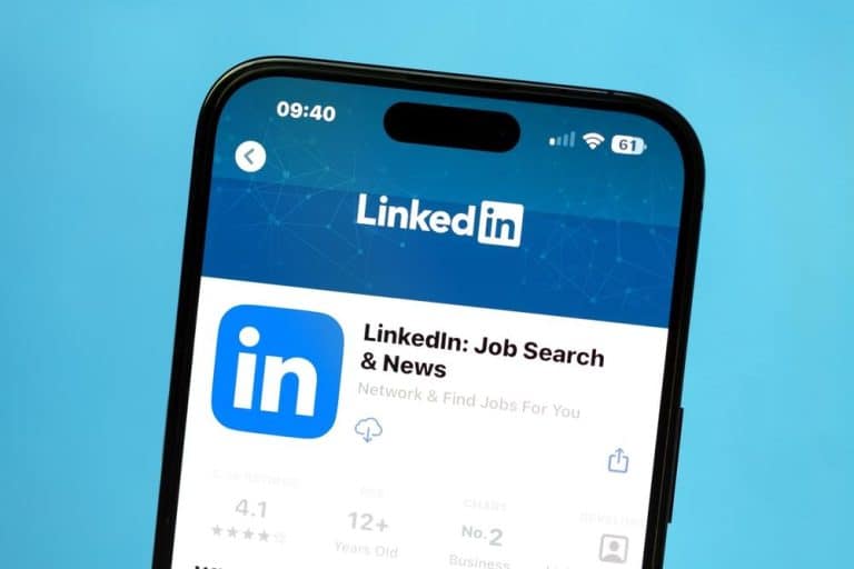 LinkedIn prekršio privatnost: AI analizira poruke Premium korisnika bez pristanka