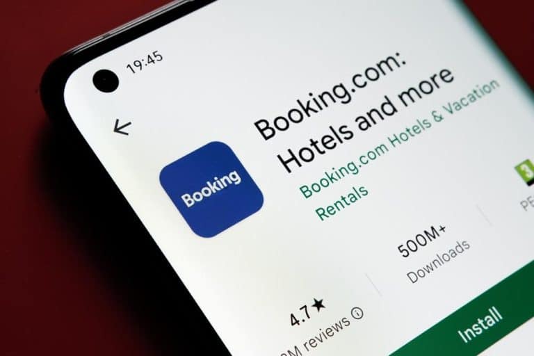 RUS UNAJMI STAN, PA NE PLATI: Prevario “celu” Podgoricu, građani besni!