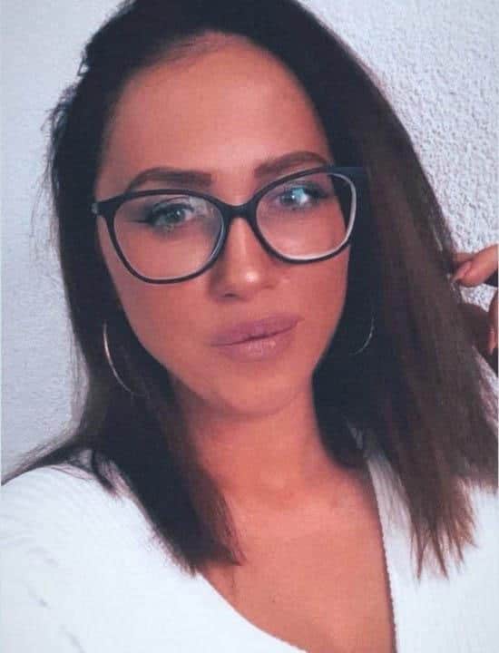 “DRAGA NAŠA INELA, PAMTIĆEMO TE PO ZARAZNOM OSMEHU” Prijatelji se potresnim rečima opraštaju od ubijene majke (37) i njenog trinaestogodišnjeg sina (FOTO)