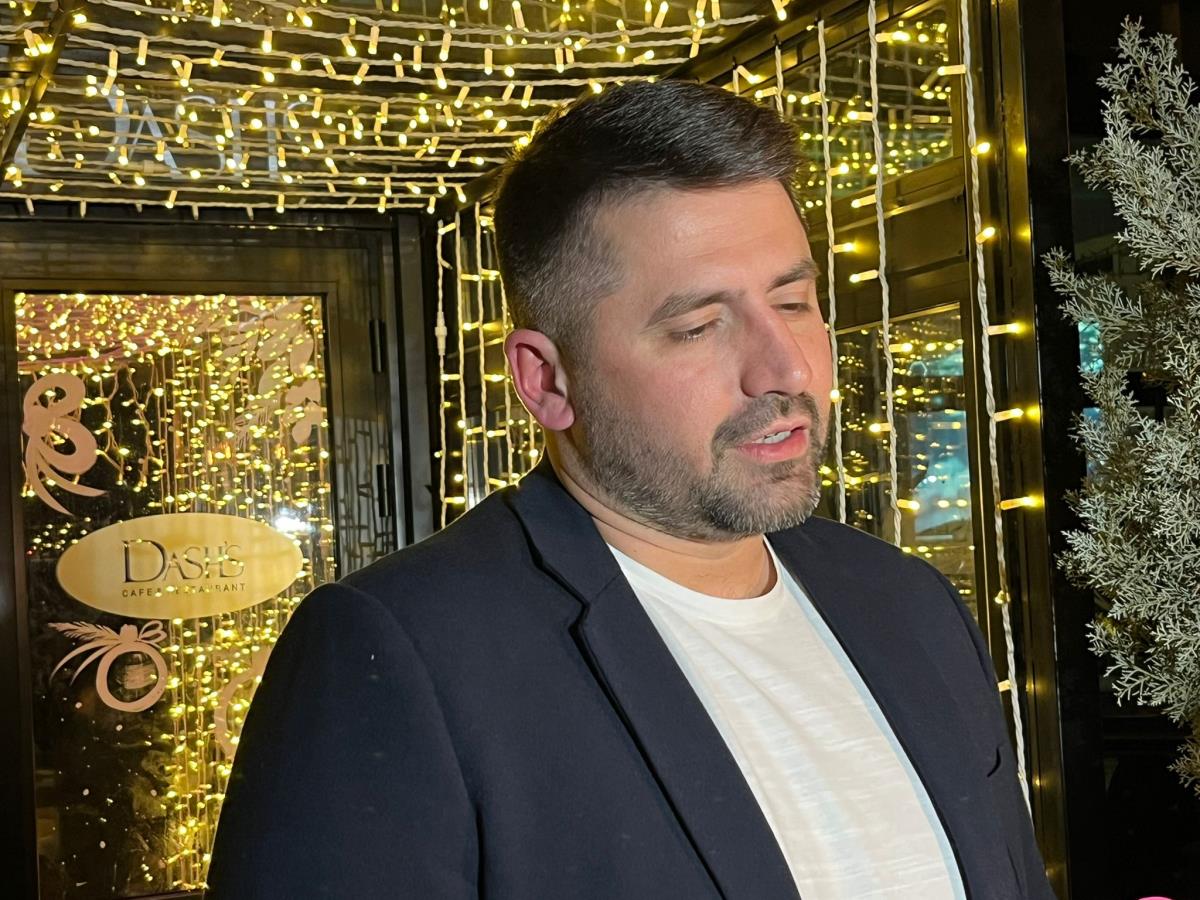 “PRVO POLUVREME MOG ŽIVOTA JE PROŠLO” Nikola Rađen nikad iskreniji: Priredio gala veselje povodom 40. rođendana, progovorio o naslednicima (VIDEO)