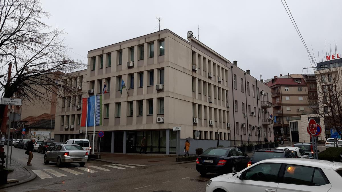 IZ GRADSKE KASE PLANIRANO SKORO 88 MILIONA DINARA: Briga o 56 lozničkih mesnih zajednica