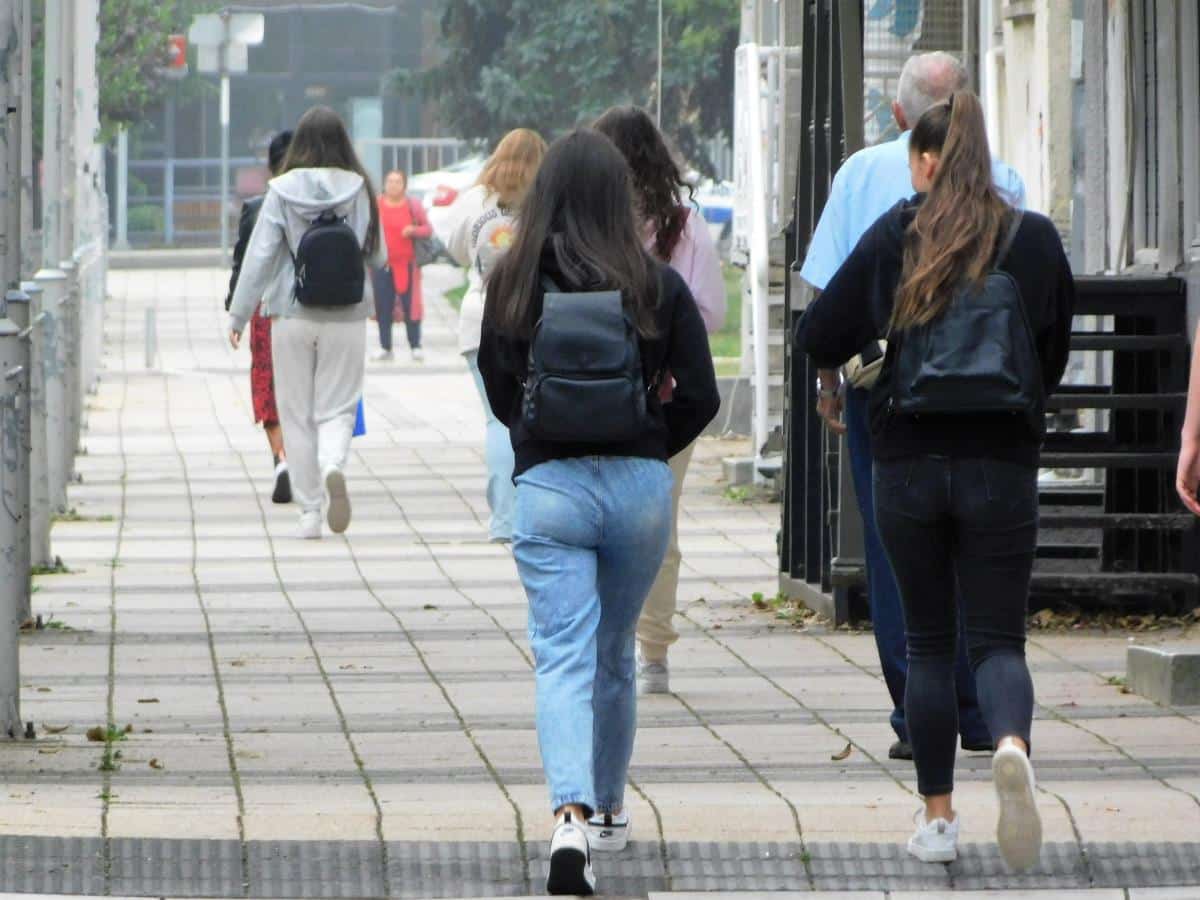 TRI I PO MESECA ZA NEOGRANIČEN BROJ ĐAKA: Besplatna pripremna nastava za osmake
