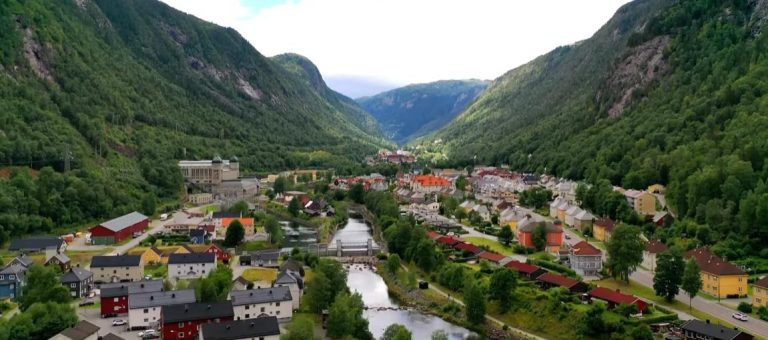 Ovo je najmračniji grad na svetu: Pola godine nemaju direktnu sunčevu svetlost i žive po okriljem tame, a onda su dali milione da prevare prirodu
