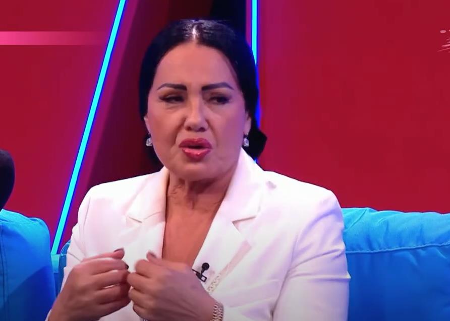 ZLATA PETROVIĆ ŽIVELA U PODRUMU SA MIŠEVIMA! Pevačicina porodica imala dve kuće i dve radnje, ali je ona sve to napustila: To je moj ponos, ne kajem se!