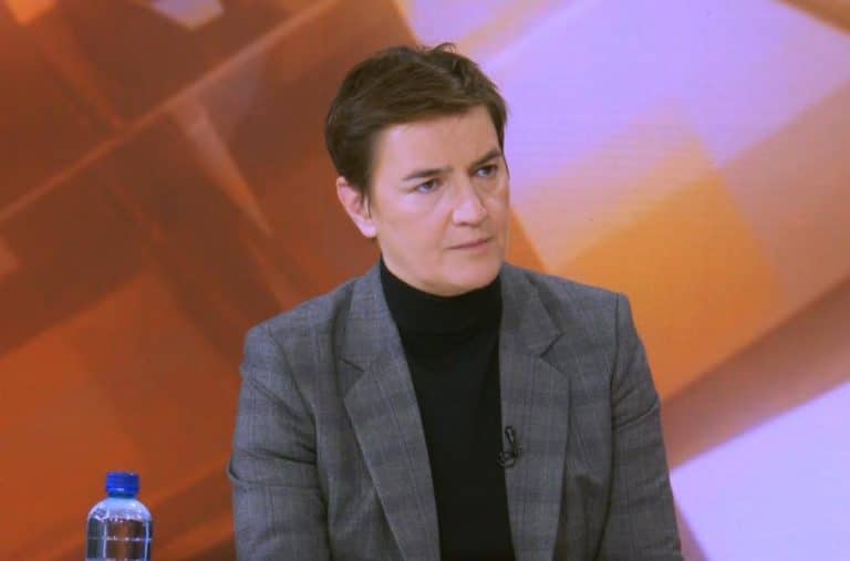 DANAS JE OPOZICIJA POKAZALA DA IM JE JEDINA POLITIKA NASILJE, JEDINA IDEOLOGIJA MRŽNJA Brnabić čestitala novom gradonačelniku NS, izbor u senci sramnih događaja