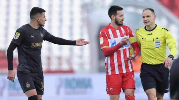 “SAVETUJEMO DA TO NE POKAZUJU VIŠE” Oglasio se sudijski ekspert posle uzbudljivog derbija – evo da li je bio penal za Partizan, njegove reči su svi čekali!