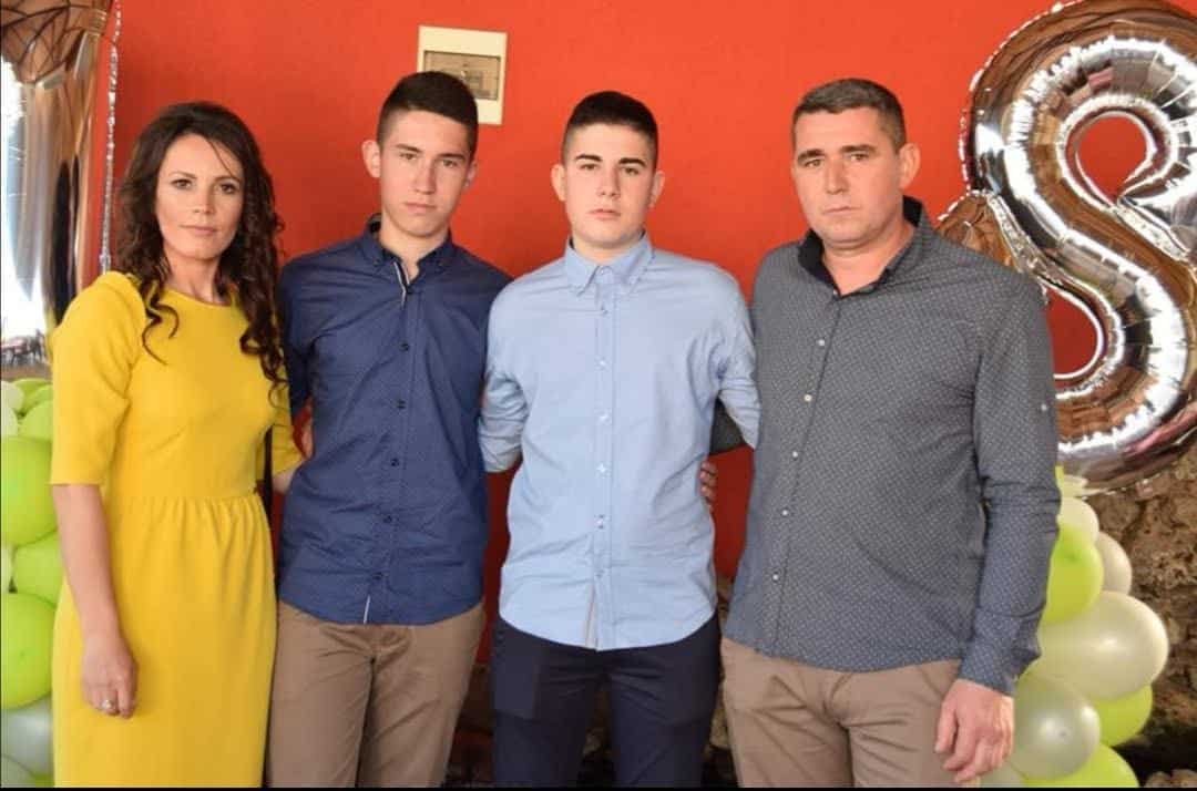 “JA, STEFANOV OTAC NEKADA SAM STAJAO KAO STENA, A SAD JEDVA SUZDRŽAVAM SUZE” Neutešni otac ubijenog Filića (18) opisao bol za sinom! Pet godina od zločina!