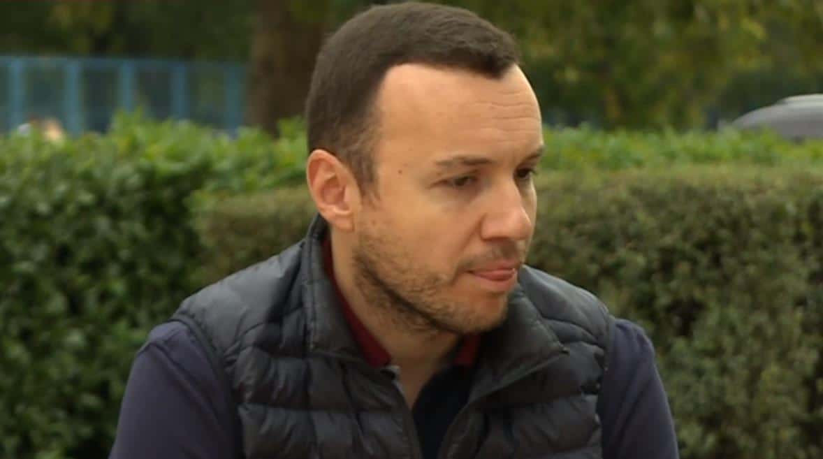 “RANIJE BIH SE RAZVEO, DA SAM ZNAO…” Naš pevač napustio ženu i krio od svih KRAH BRAKA, komšije su tada bile u ŠOKU