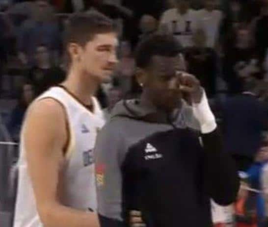 UŽASNA VEST ZA PARTIZAN: Isak Bonga povredio zglob, sa zavojem završio utakmicu