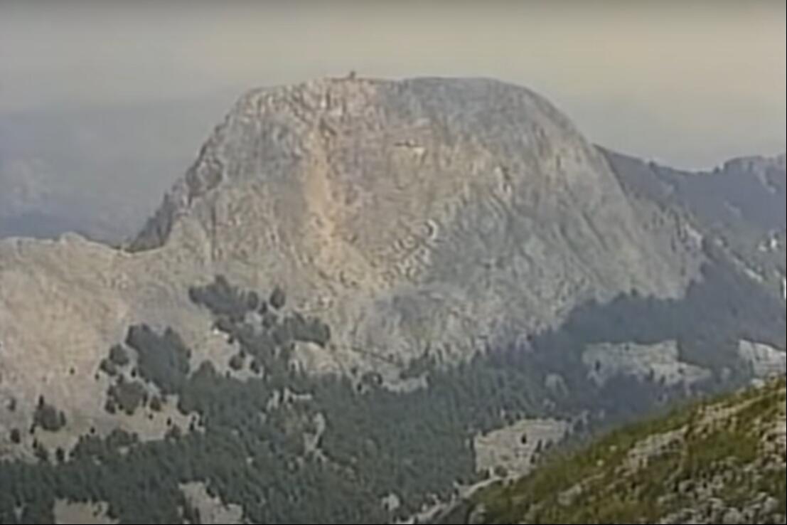 DRAMA NA LOVĆENU Tri osobe teško povređene prilikom spuštanja sa najvećeg vrha, među njima i radnik Radiodifuznog centra Crne Gore