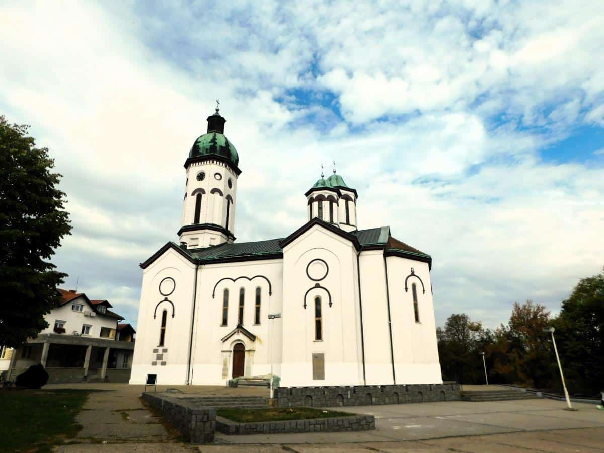 POMOZIMO DA NE BUDE GLADNIH: Akcija Eparhije šabačke uoči Vaskrsa
