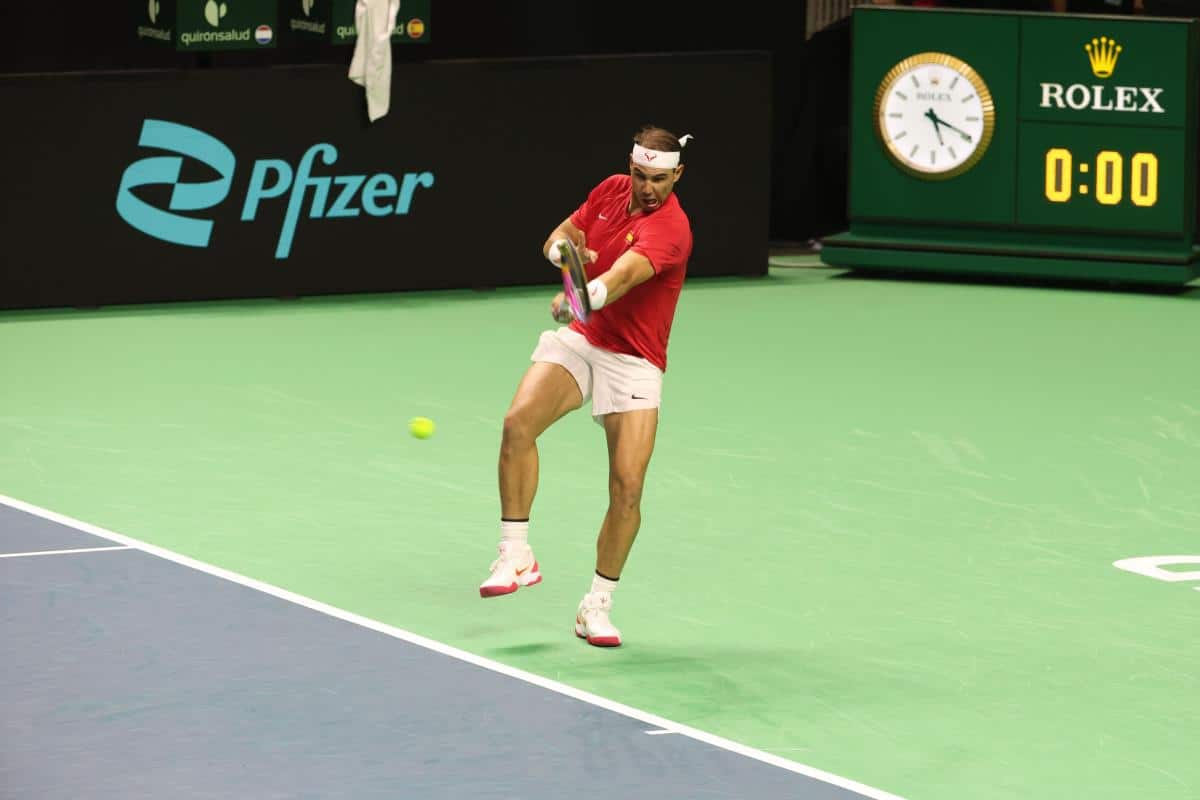 ŠTA ĆE NOVAK REĆI NA OVO? IZJAVA POLJAKINJE ĆE PONOVO PODIĆI BURU: Nadal je GOAT na svim podlogama, ne samo na šljaci!