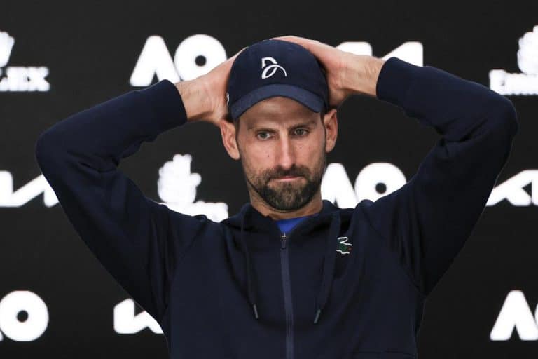 ISPROVOCIRALO ME JE TO…” Đoković prvi put priznao kako su ga povredile legende “belog sporta
