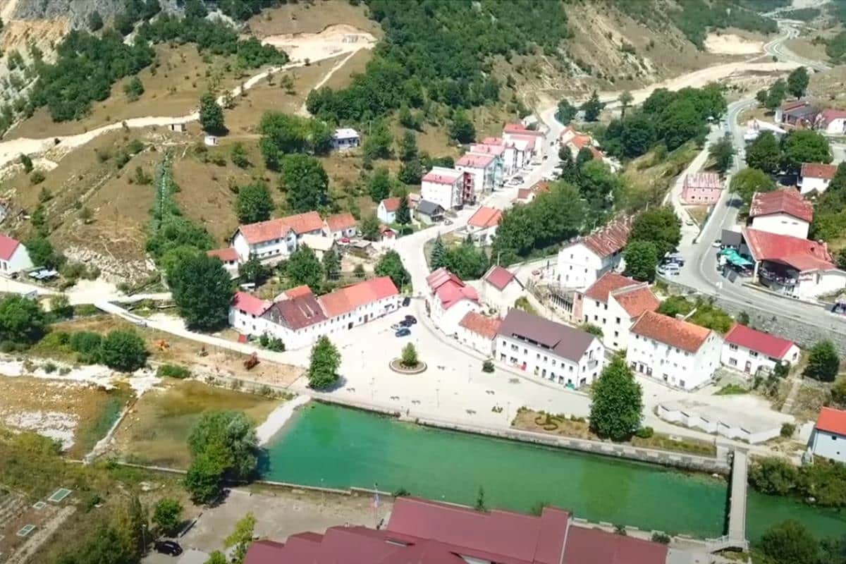 VEĆ TRI GODINE NE MOGU DA OKONČAJU IZBORNI PROCES: Predsednika opštine Šavnik izabrali odbornici od pre sedam godina! Neverovatna situacija u Crnoj Gori