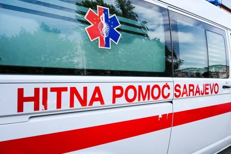 SMRT NA BAZENU: Muškarac (35) preminuo u hotelu, istraga u toku