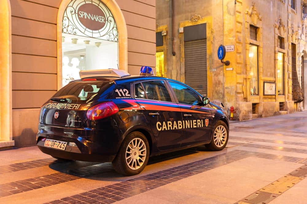 “AJNŠTAJN” IZ BiH PLJAČKA PO ITALIJI Bizaran slučaj: Lopovi ukrali 30.000 evra, pa doživeli peh