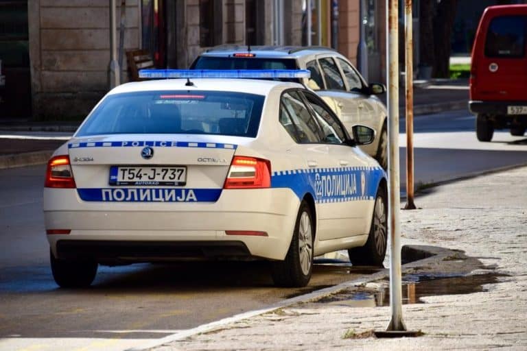 UHAPŠENA BIVŠA RADNICA GRADSKE UPRAVE PO POTERNICI: Dospela u medije još 2014. godine, pretukla je dvojica maskiranih muškaraca?!