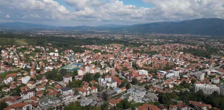 KOLIKO KOŠTA STAN U VRNJAČKOJ BANJI? Ponuda trenutno veća od tražnje što kupcima ide na ruku! Neobično da ih je najviše iz ovog grada, a ovo je cena kvadrata