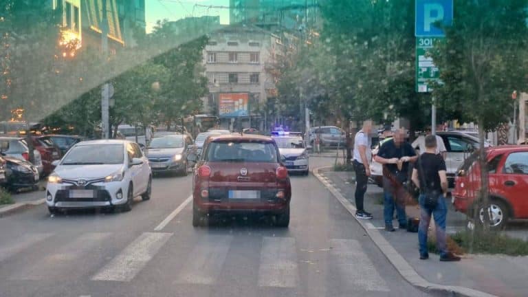 POTPUNI HAOS NA VRAČARU! Muškarca polivali sokom, gađali ga flašom – VUKLI GA KOLIMA 500 METARA