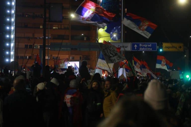 ZAVRŠEN PROTEST STUDENATA U BLOKADI U KRAGUJEVCU: 15 sati blokirali Lepenički bulevar