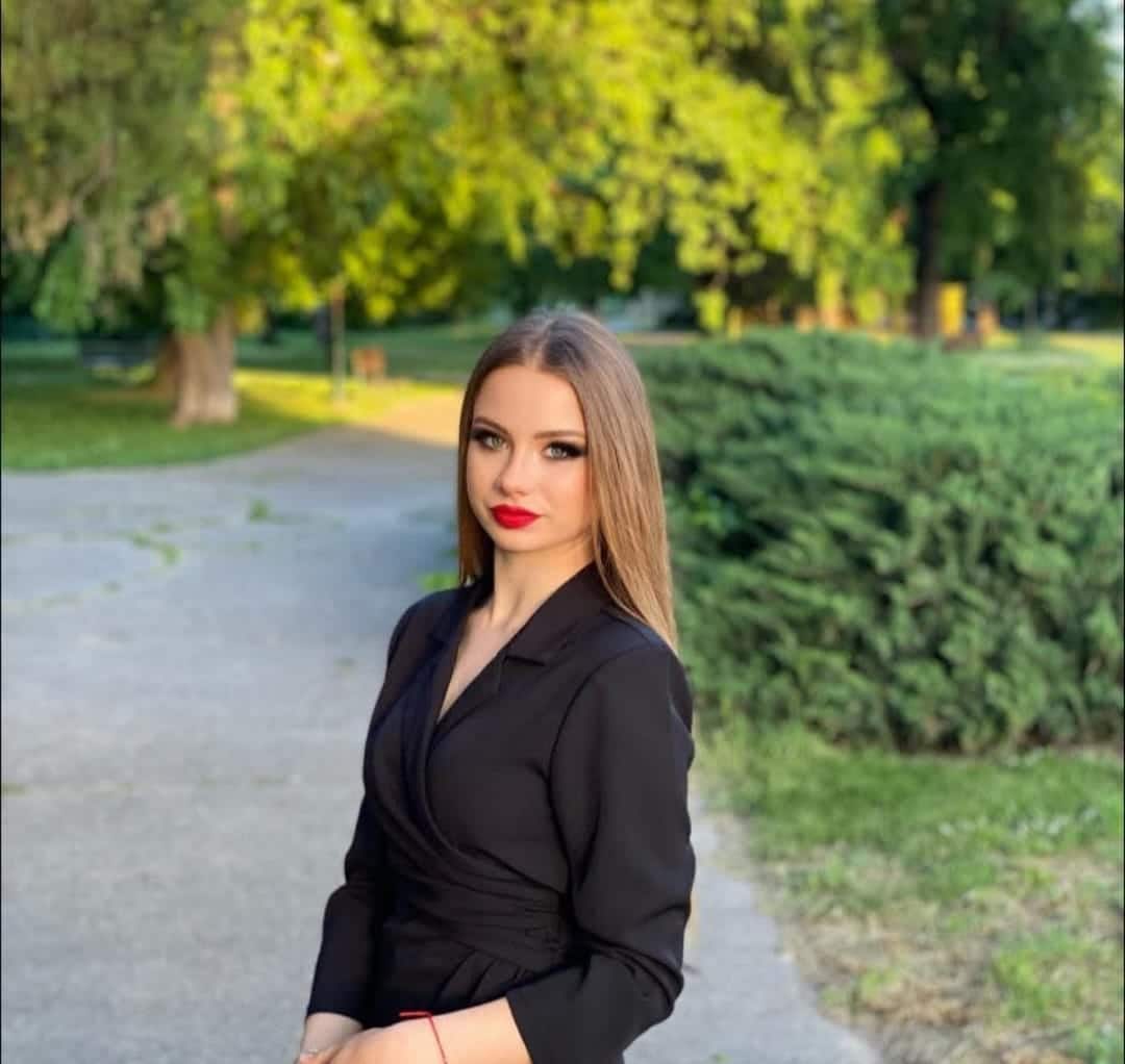 “IZGUBILA SAM MOJU PRINCEZU, IMALA JE SAMO 20 GODINA” Tijana usred noći žurila kod dečka, sela u “audi” i izgubila kontrolu: Kažu da je išla 180 na sat! (foto)