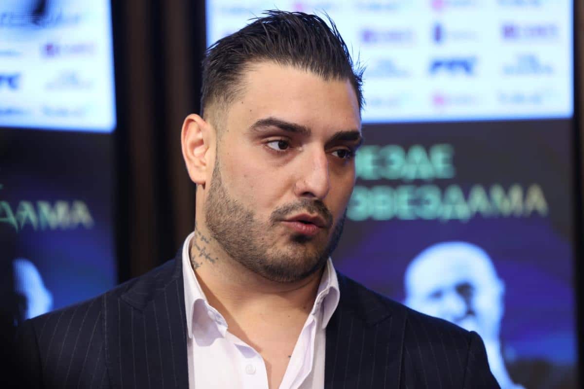 IDU TEŠKA VREMENA” Darko Lazić zabrinuo čitavu javnost ovom izjavom: “Malo promućkaš glavom…