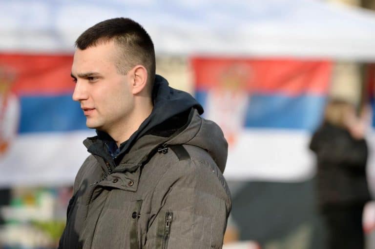 “ŽELIMO DA SE POŠTUJE I NAŠE PRAVO NA STUDIRANJE” Luka je student koji hoće da uči: Ako ne počne nastava, postoji ozbiljna opasnost da propadne ova godina