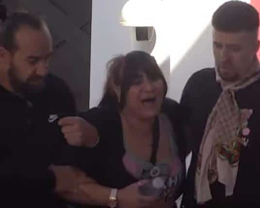 KRICI, VRIŠTANJE, SUZE I GUŠENJE! Jezive scene u programu uživo, pogledajte kako je Ana Nikolić saznala da joj je umro otac (VIDEO)