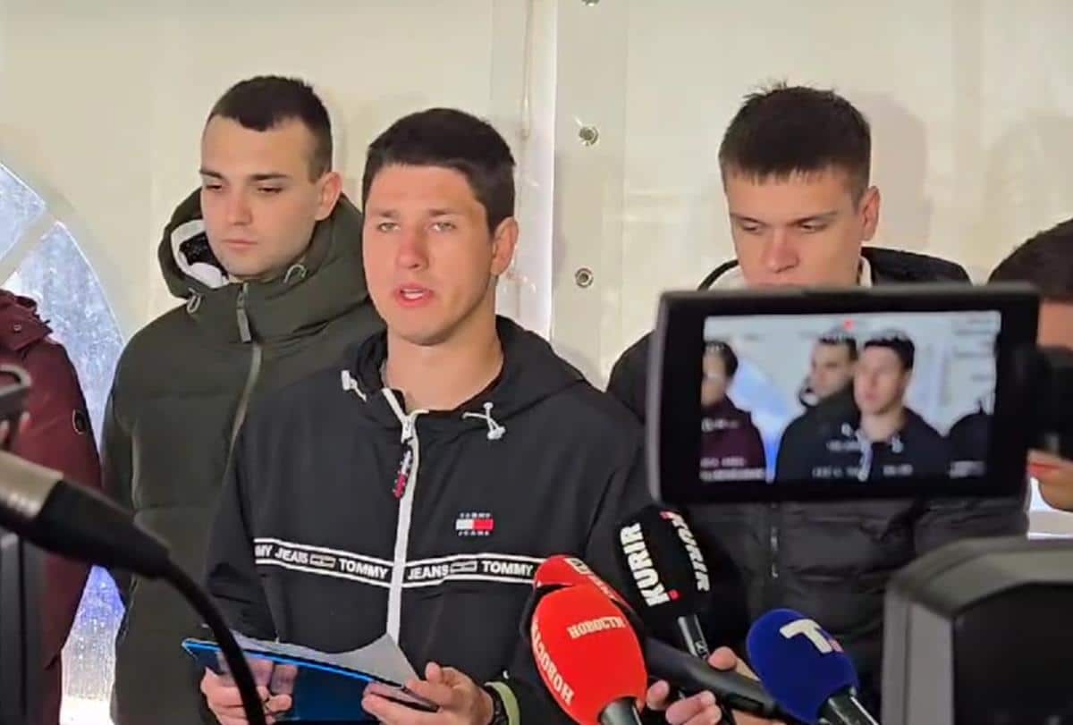 UŽIVO STUDENTI KOJI HOĆE DA UČE OSTAJU U PIONIRSKOM PARKU: Ne odustajemo! Podneli smo krivičnu prijavu protiv rektora Vladana Đokića (VIDEO)