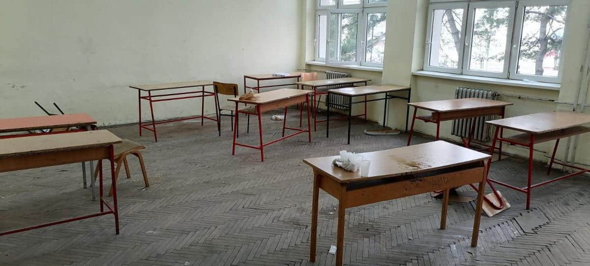 PRIJAVLJENA I KRAĐA SVEDOČANSTAVA DECE! MUP o detaljima haosa u školama u Leskovcu, evo šta kaže direktorka