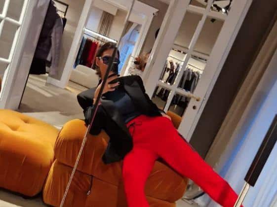 GARDEROBER CEO U STAKLU, A ONA U BRUTALNOM MINIĆU: Poznata Srpkinja (45) pokazala luks vilu u Diplomatskom naselju (FOTO)