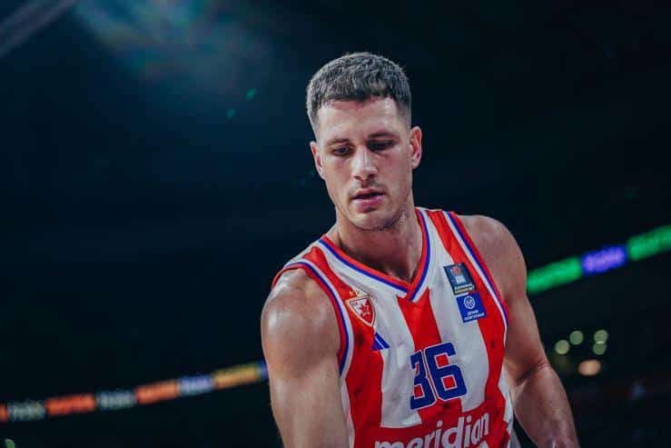 NEDOVIĆ SE HITNO OGLASIO POSLE PORAZA U LJUBLJANI: Bek Crvene zvezde poslao poruku navijačima…