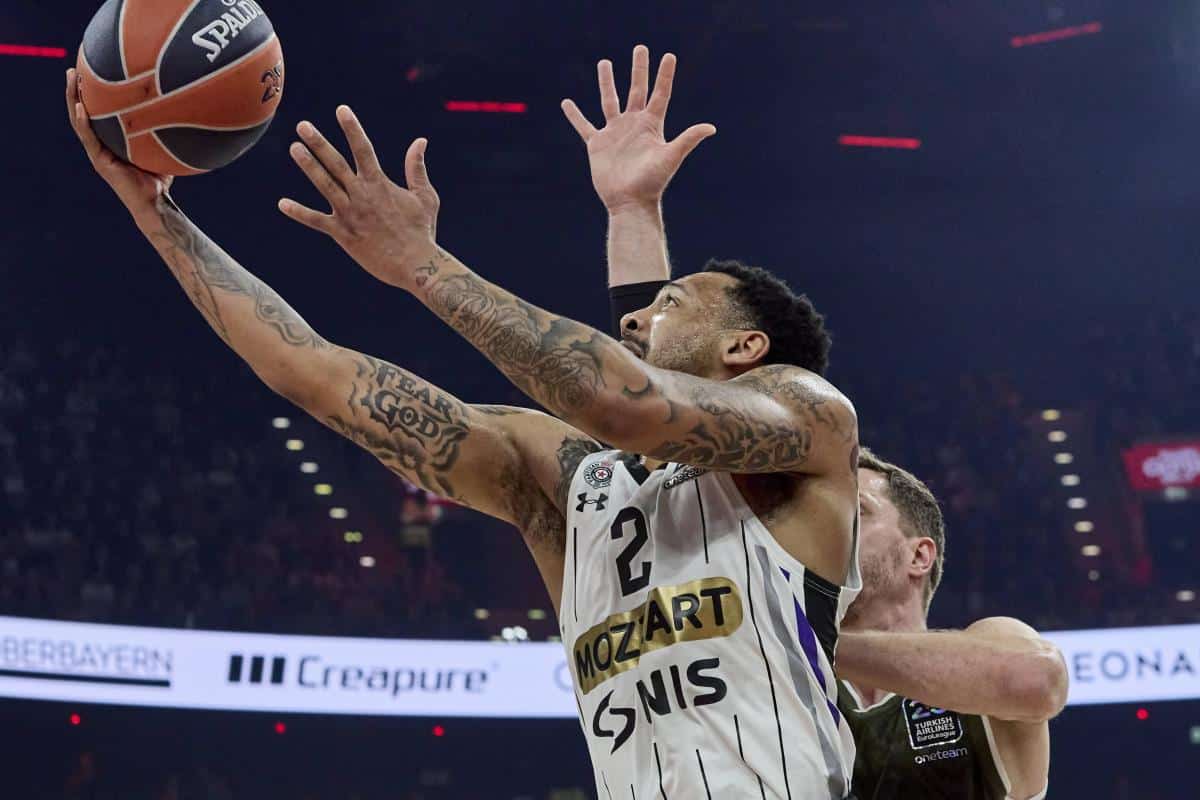 BAJERN – PARTIZAN: Crno-beli se muče u napadu, u sve su težoj situaciji
